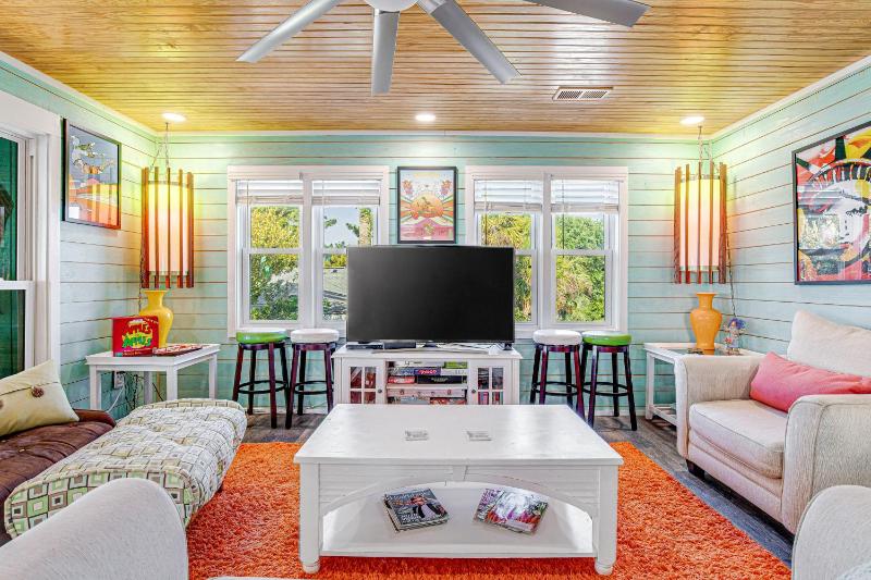 Five Bedroom House image 2