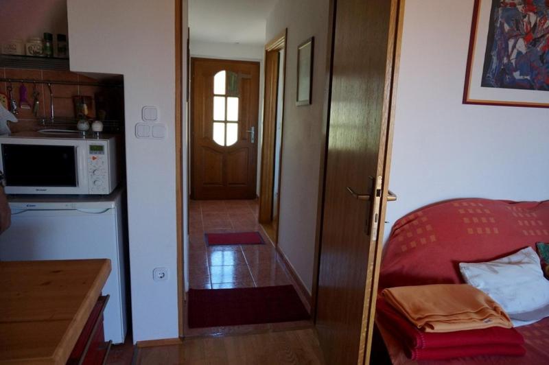 Apartment with Sea View image 4