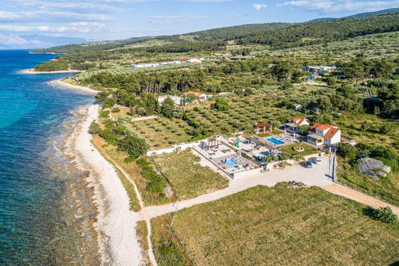 Villa Mis - image 13