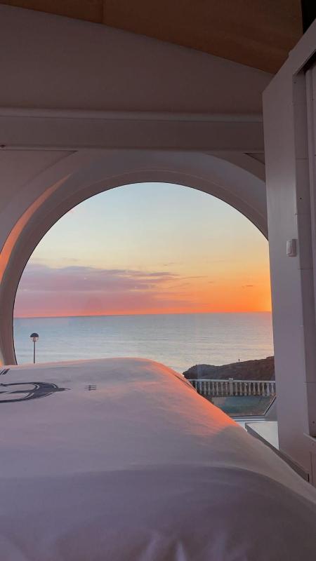 Apartment with Sea View image 1