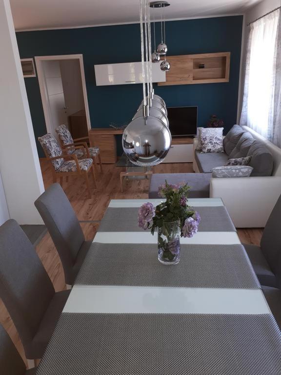 Holiday house in Zadar with balcony air conditioning W-LAN washing machine (4576-1) - image 34