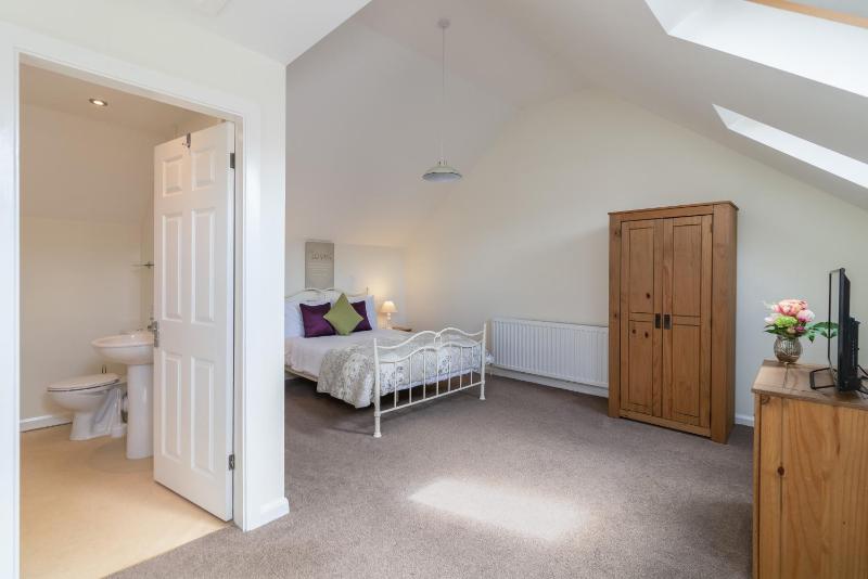 Three-Bedroom Holiday Home  image 4