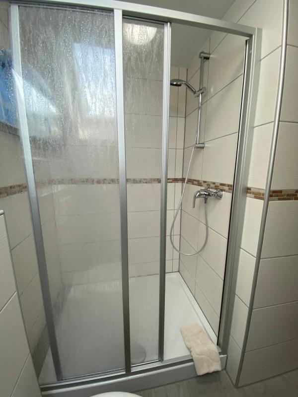 Double Room with Balcony image 3