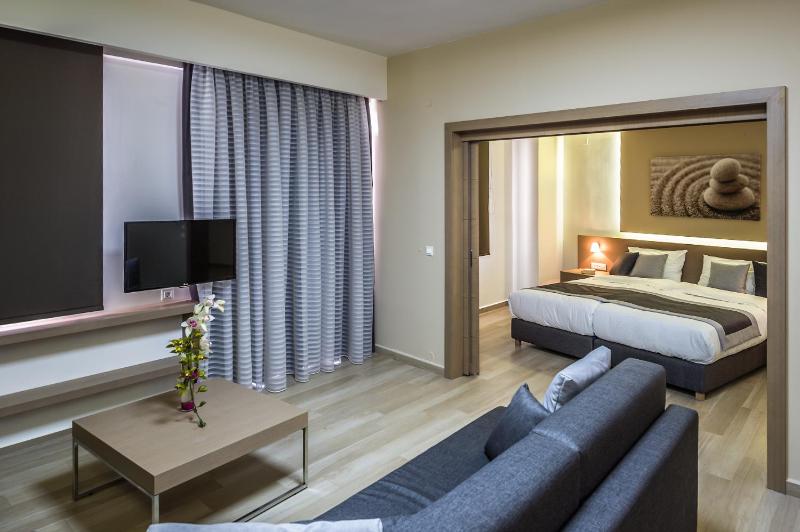 Junior Suite with Sea View image 3