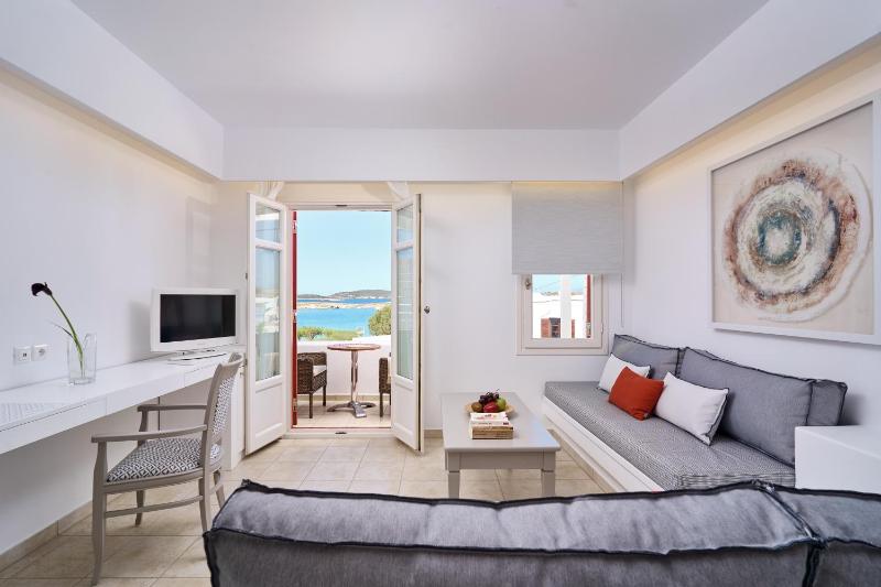Suite with Sea View image 1
