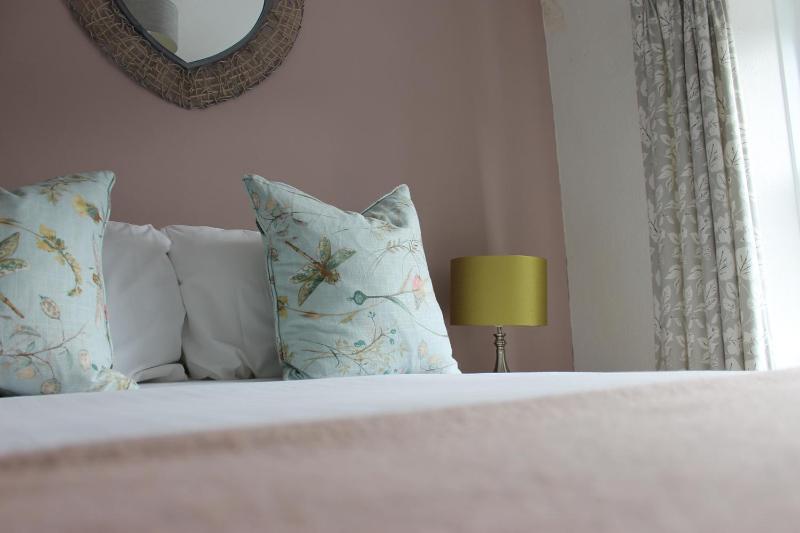 Double Room with Private Bathroom image 1