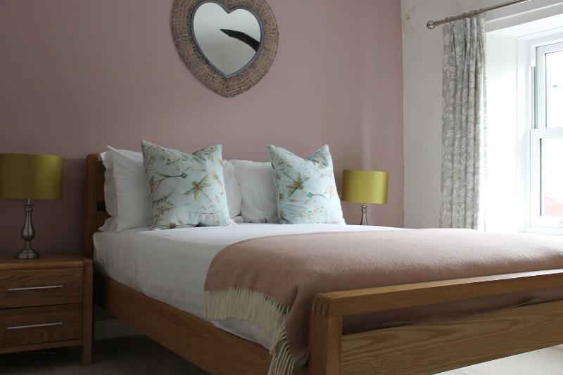 Double Room with Private Bathroom image 4