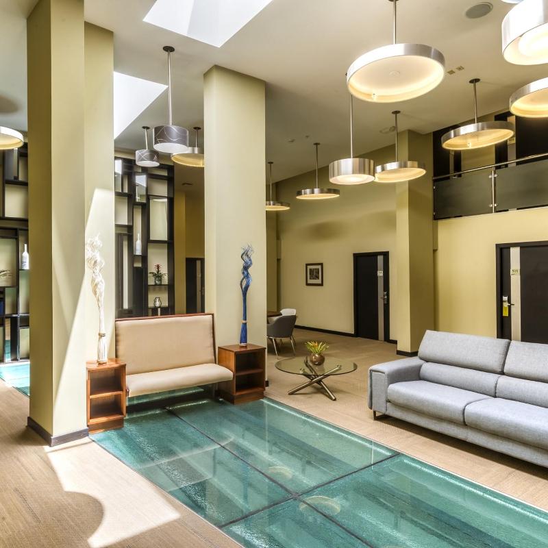 Urban Green Hotel & Suites - image 14