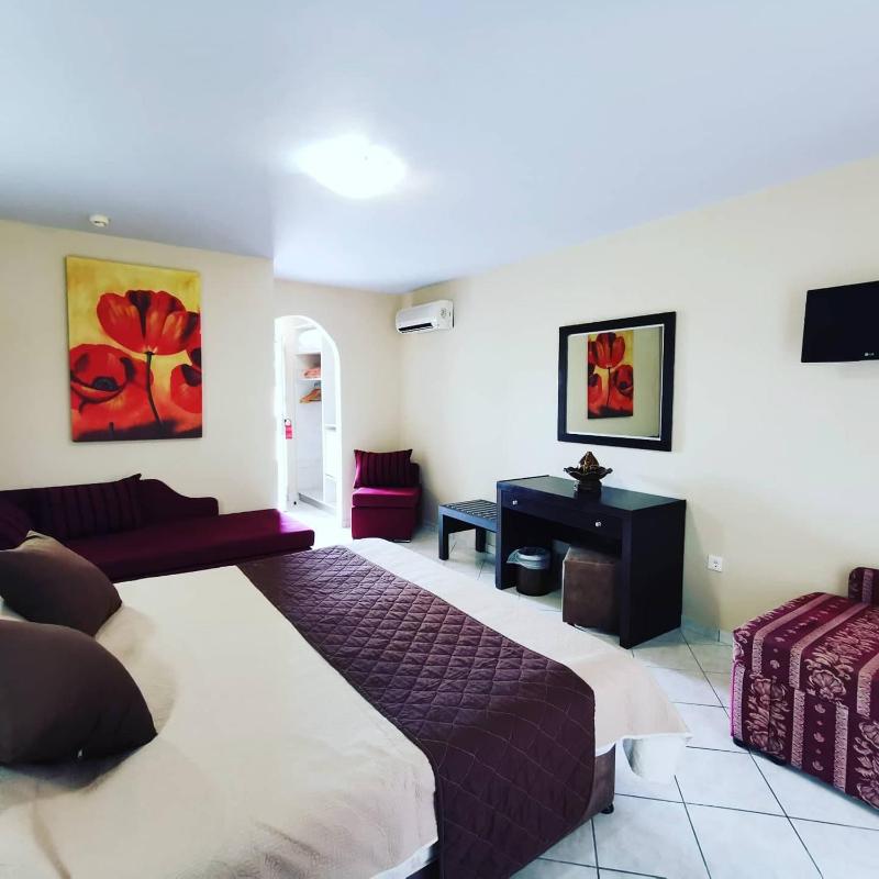 Classic Triple Room image 4