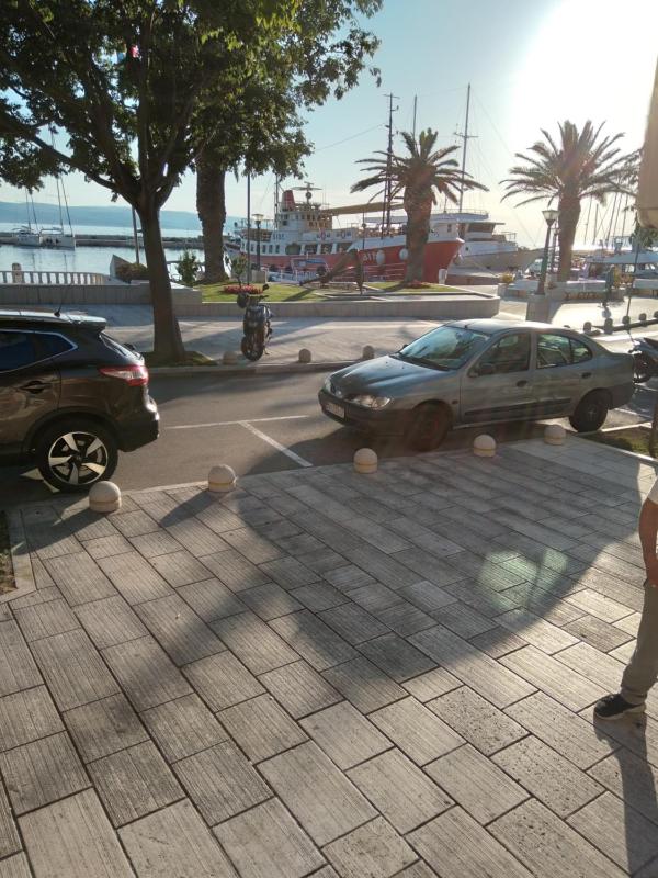 Apartments LORYON PROMENADEBEACH NIKOLINAWIFIPARKING - image 8