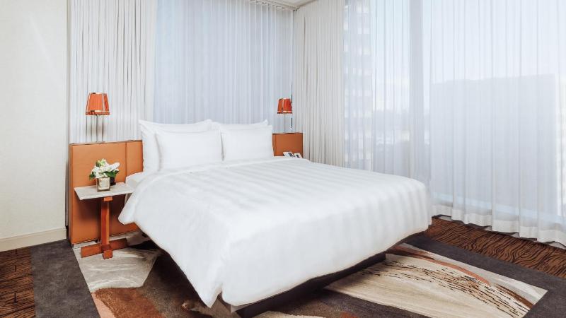 Junior Suite image 2