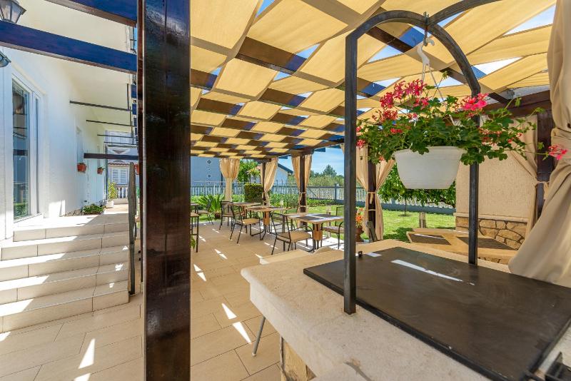Bed & Breakfast Maki - image 50