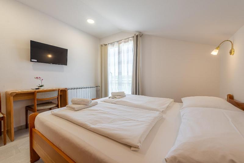 Bed & Breakfast Maki - image 38