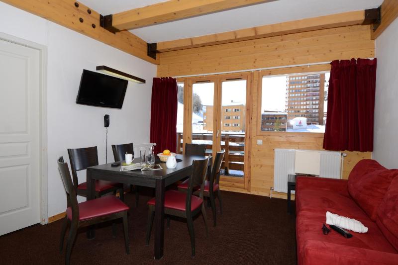 2-Room Cabine Apartment - 7/8 People image 2