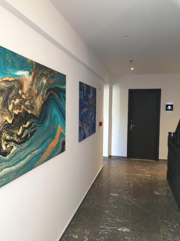 City Pearl Hotel - image 6