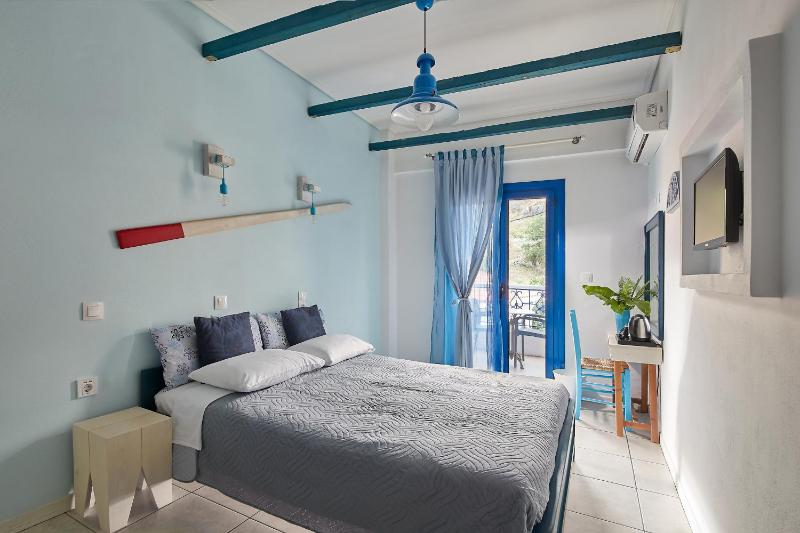Classic Double or Twin Room image 1