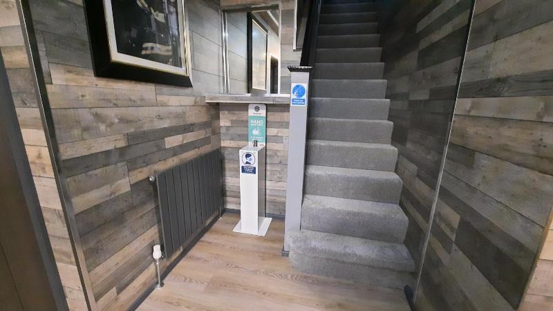 Kings Boutique Hotel - image 25
