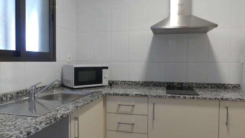 One-Bedroom Apartment with Sea View (3 Adults) image 4