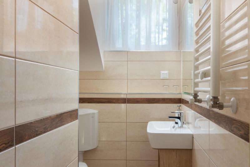 Small Double Room image 2