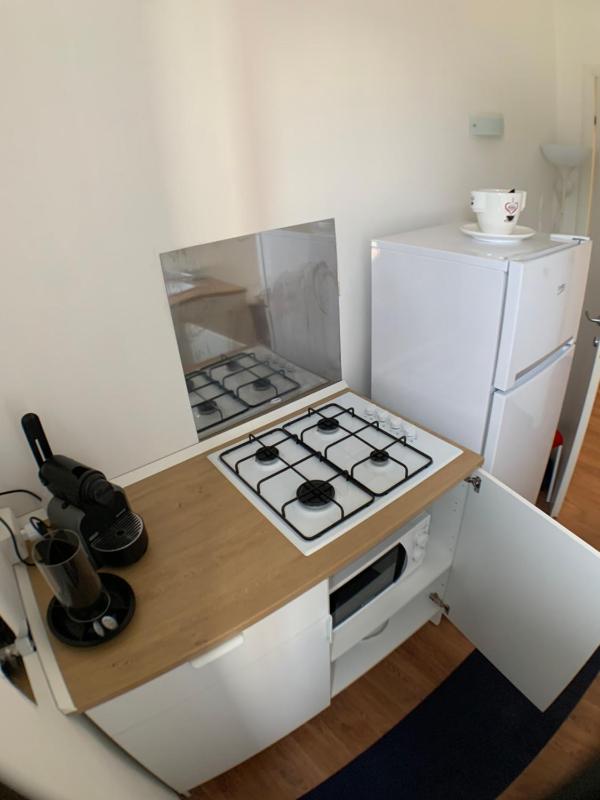 Double Room with Private External Bathroom image 2