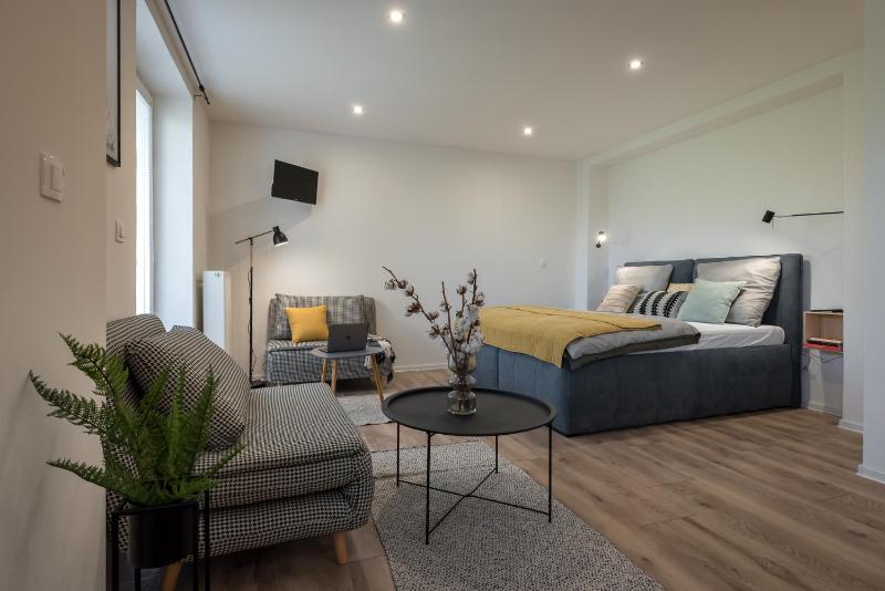 Symple apartments - image 1