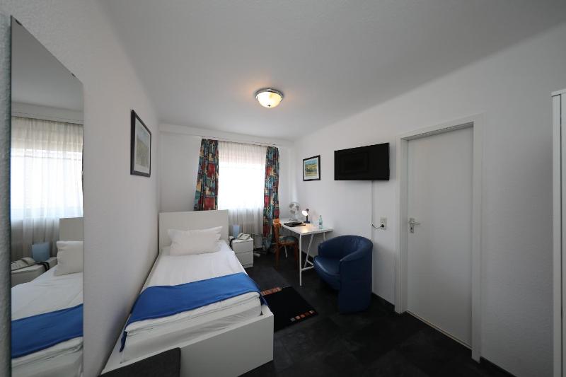 Comfort Single Room image 1