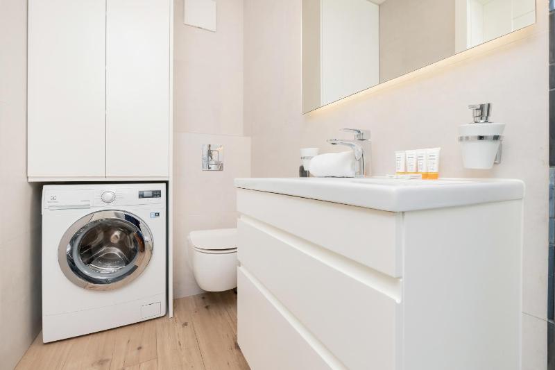 Batorego 7 Gdynia Premium Apartments with Parking by Noclegi Renters - image 11