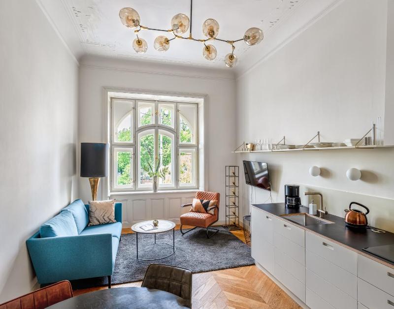 One-Bedroom Apartment image 1