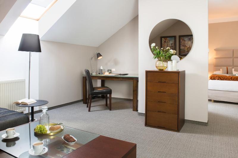 Business Suite image 2