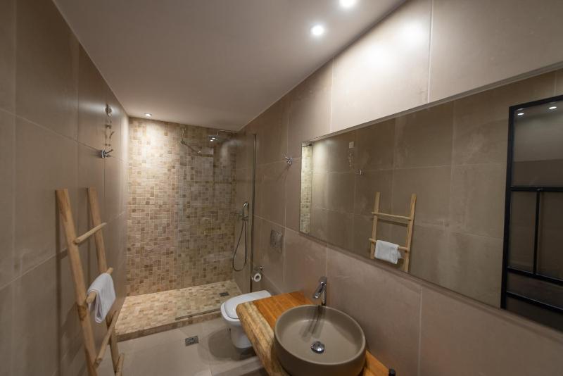 Grand Suite with Sea View image 3