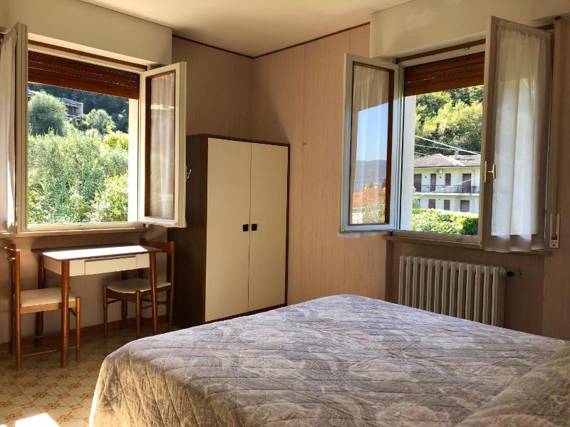 Double or Twin Room with Mountain View image 4
