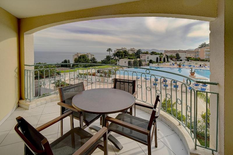Upstays - 2 Rooms sea view - Swimming pool - image 21