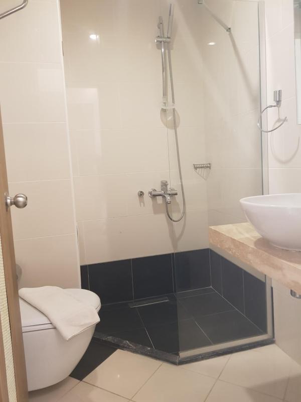 Standard Double or Twin Room with Sea View image 3