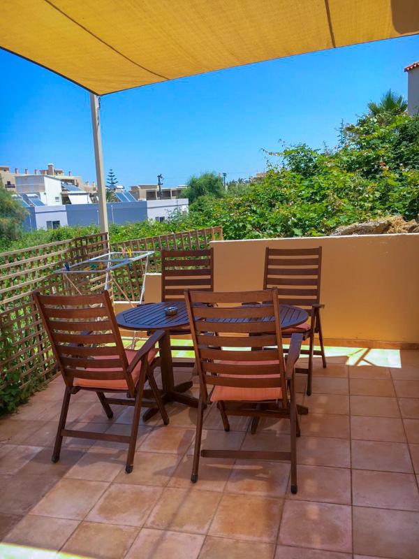Apartment with Pool View  image 3