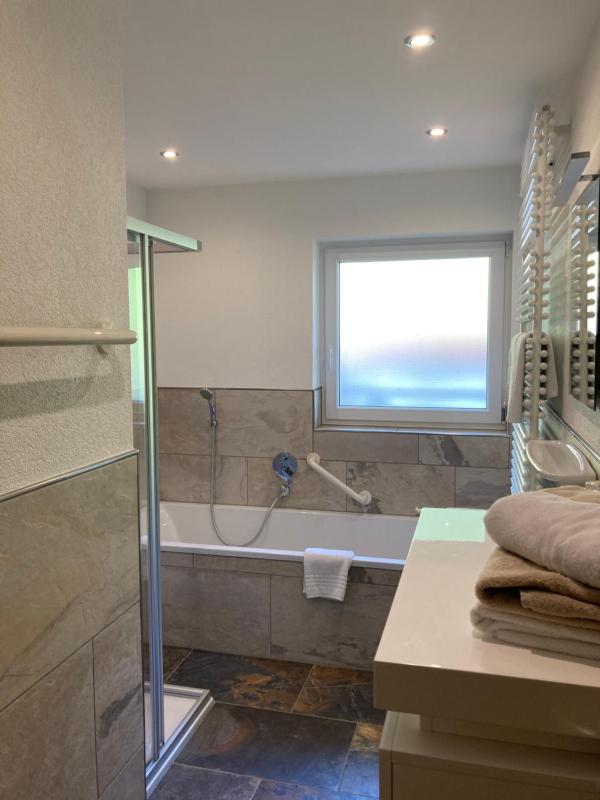 Standard Double Room image 2