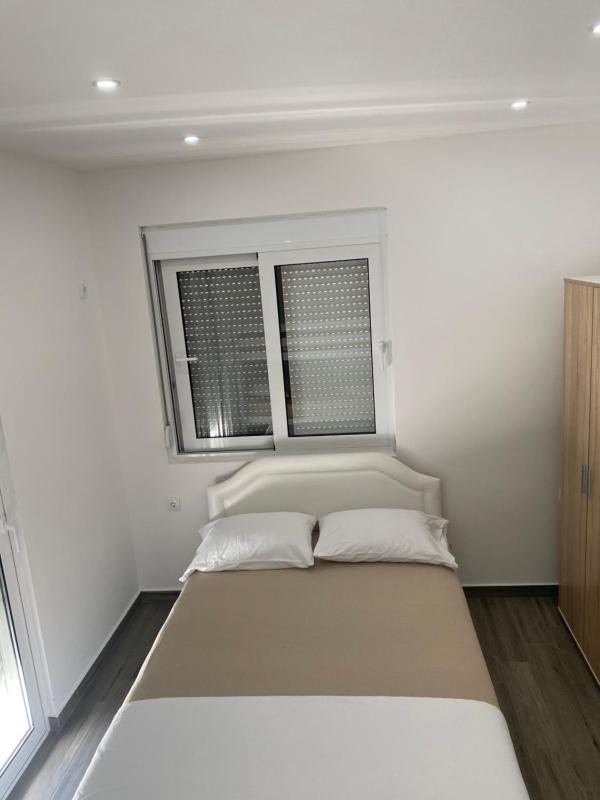 Gjoni Apartments - image 9