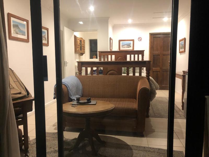 Double Room with Sea View image 2