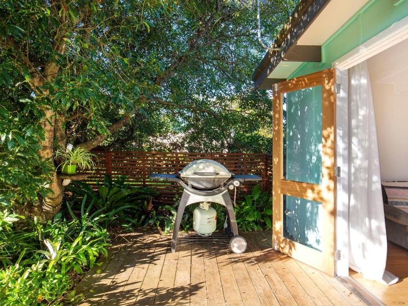 Beachwood - Firepit - Pet Friendly - 2 Mins Walk to the Beach - image 2