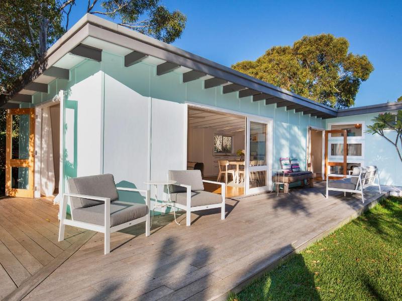 Beachwood - Firepit - Pet Friendly - 2 Mins Walk to the Beach - image 3