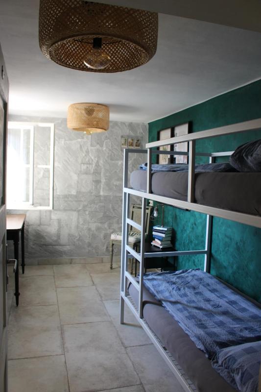 Standard Twin Room image 2