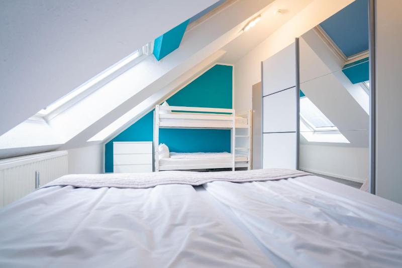 One-Bedroom Apartment with Balcony image 1