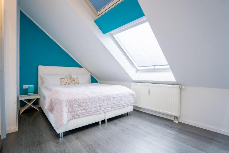 One-Bedroom Apartment with Balcony image 4