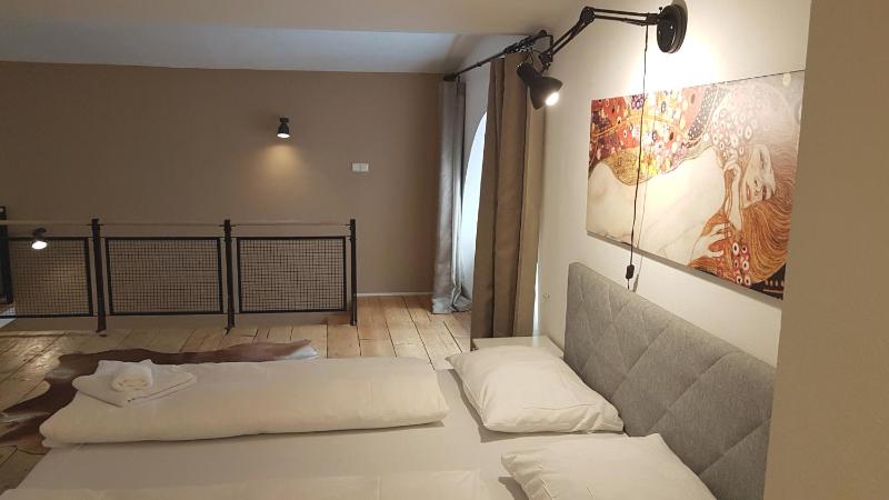 Sobieski Maisonette Apartments - image 10