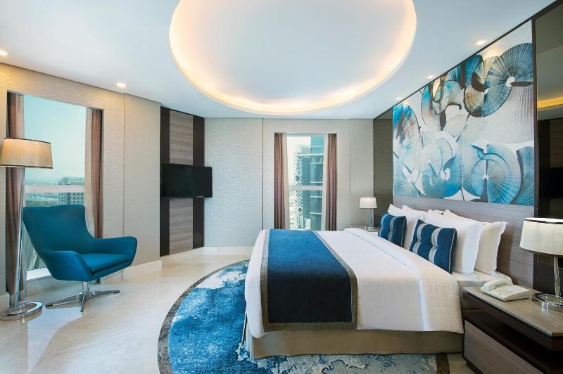 Executive Suite image 3