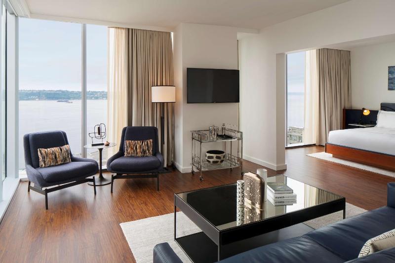 Thompson Seattle by Hyatt - image 13