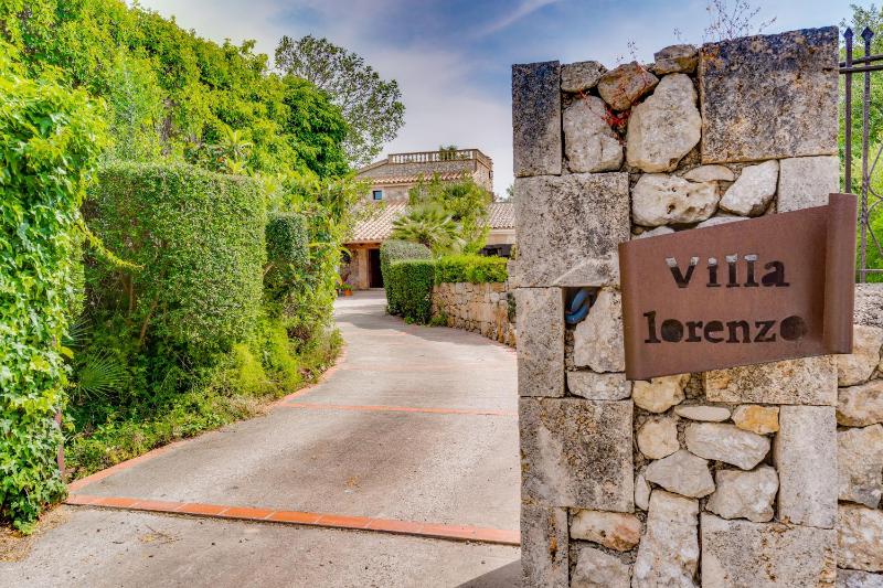 G085 Lorenzo by Mallorca Villa Selection - image 8