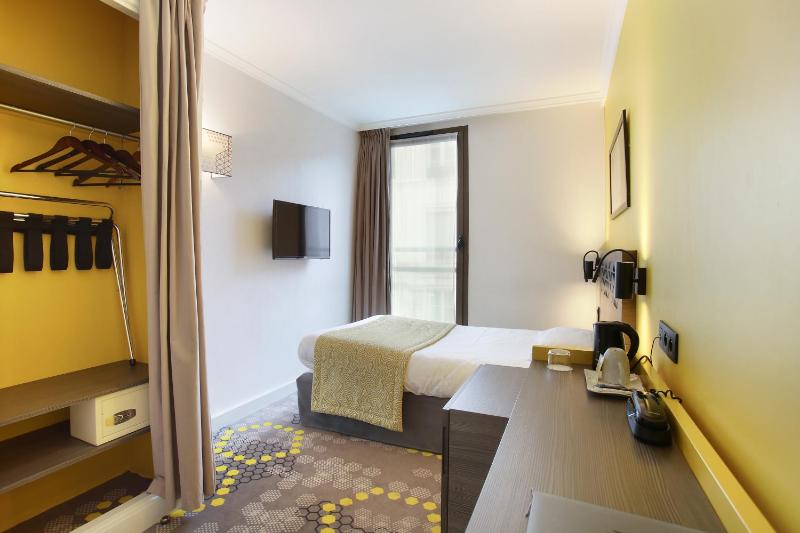 Single Room image 3