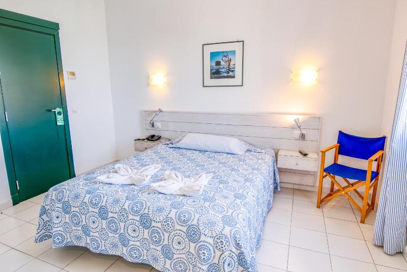 Hotel Bahia - image 11