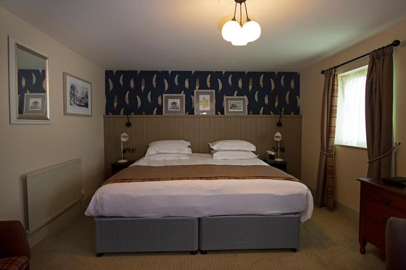 Double Room image 2