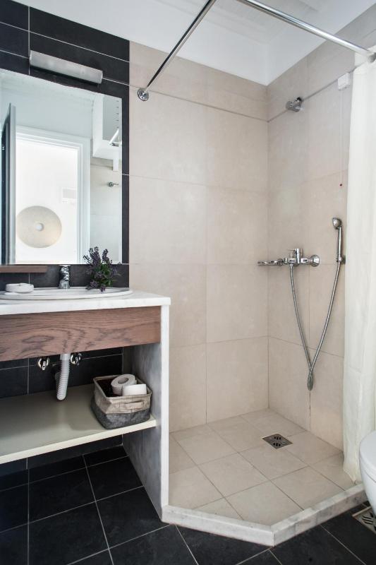 Double or Twin Room image 2